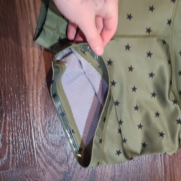 IAB silicone band shorts - Picture 2 of 2